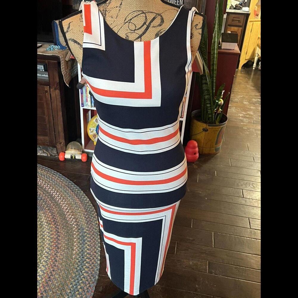 H&M. Hennes. Ladies.‎ Mutli Colored. Bodycon. Fitted. Midi Dress. Gorgeous! NWT